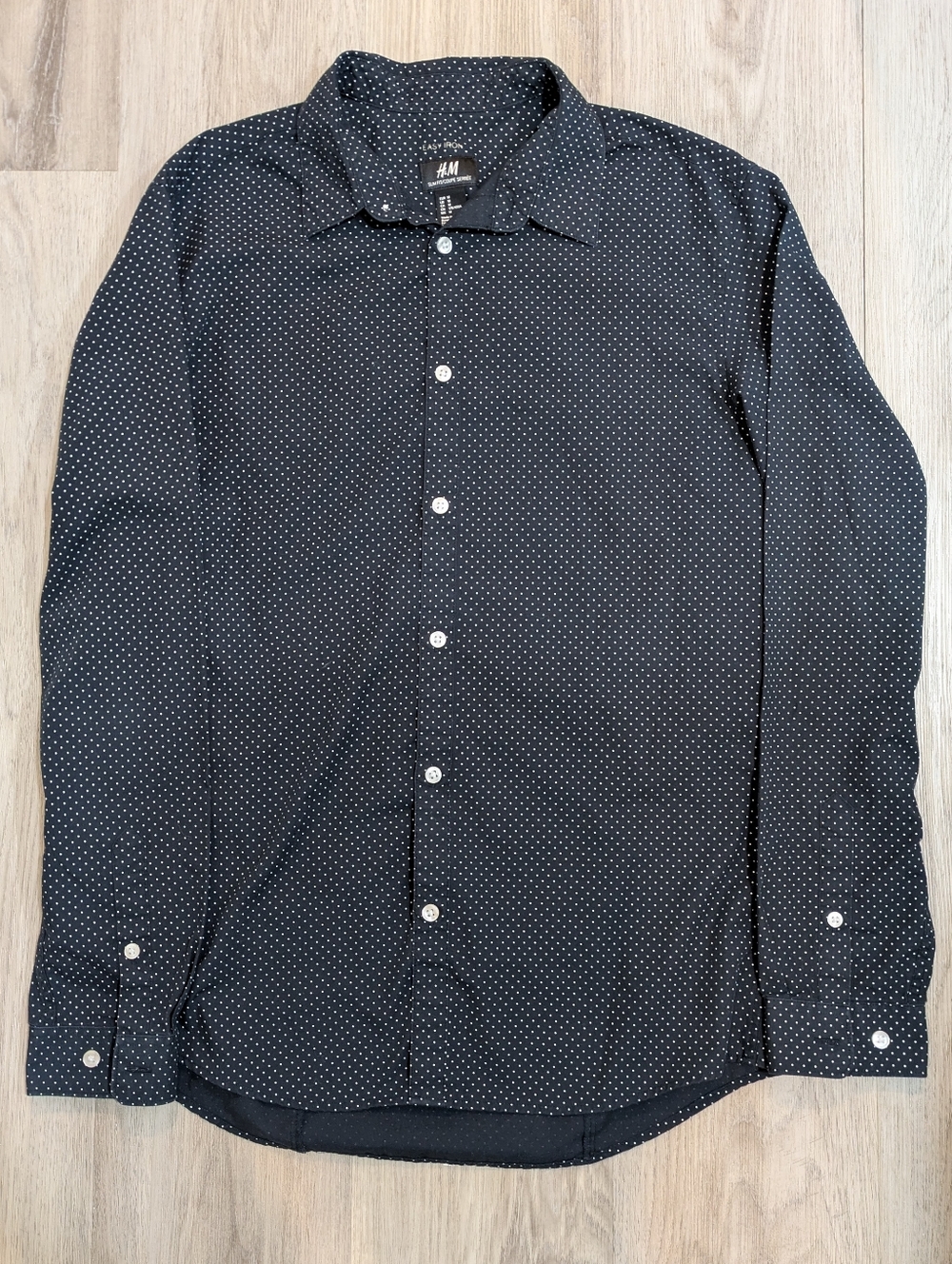 ✨3/$20✨ H&M Slim Fit Polka Dot Dress Shirt Black White - Size M